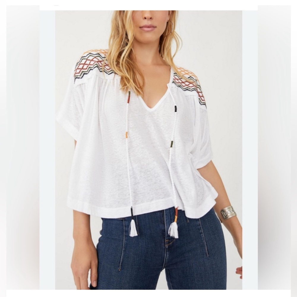 Free People Market Embroidered V-Neck Boho Top – White | Size XS | NWT